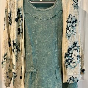 Anthropologie Guinevere Floral Cardigan in Cream and Blue
